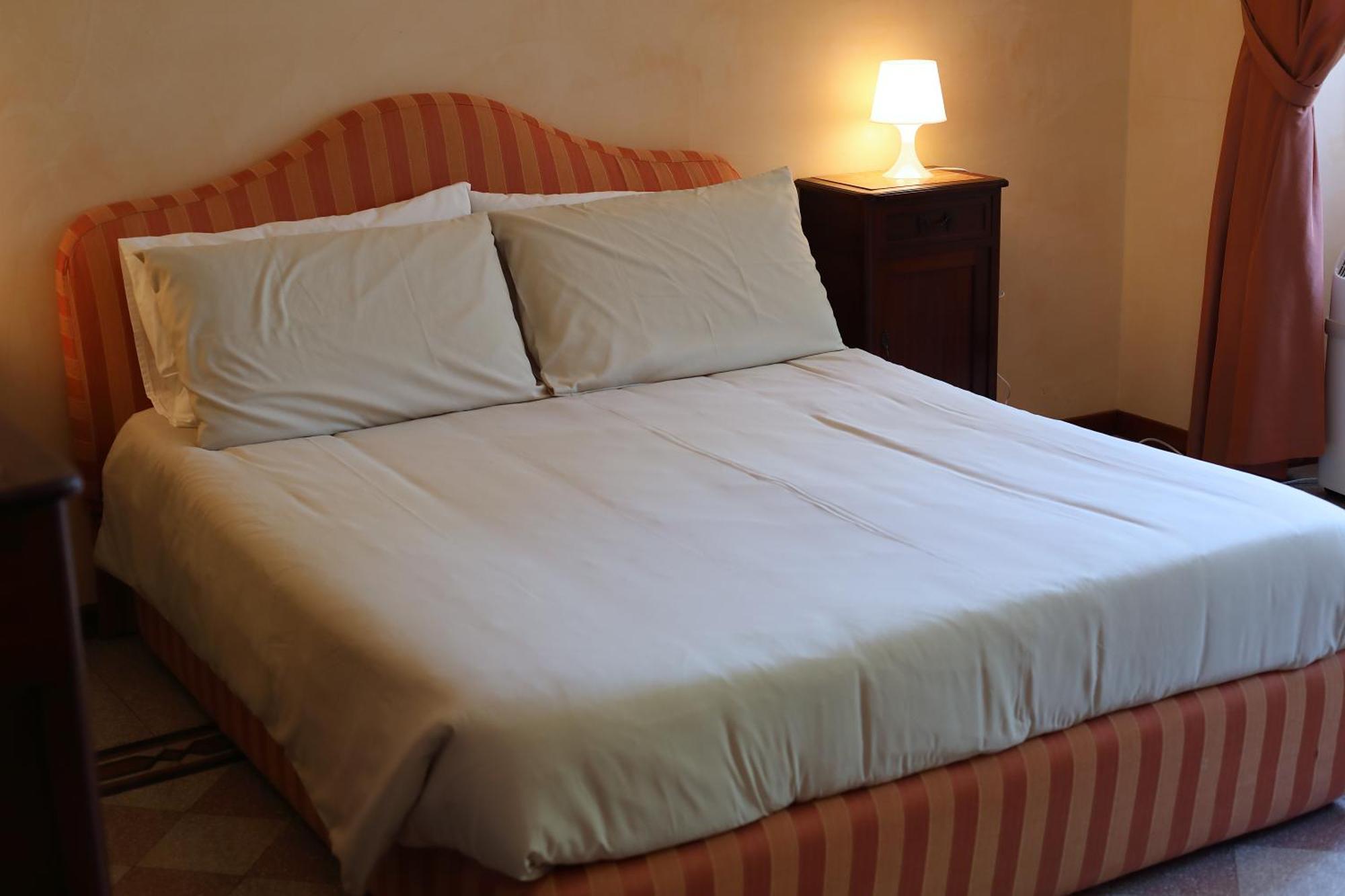 Domus Elisa Apartment Рим Екстериор снимка