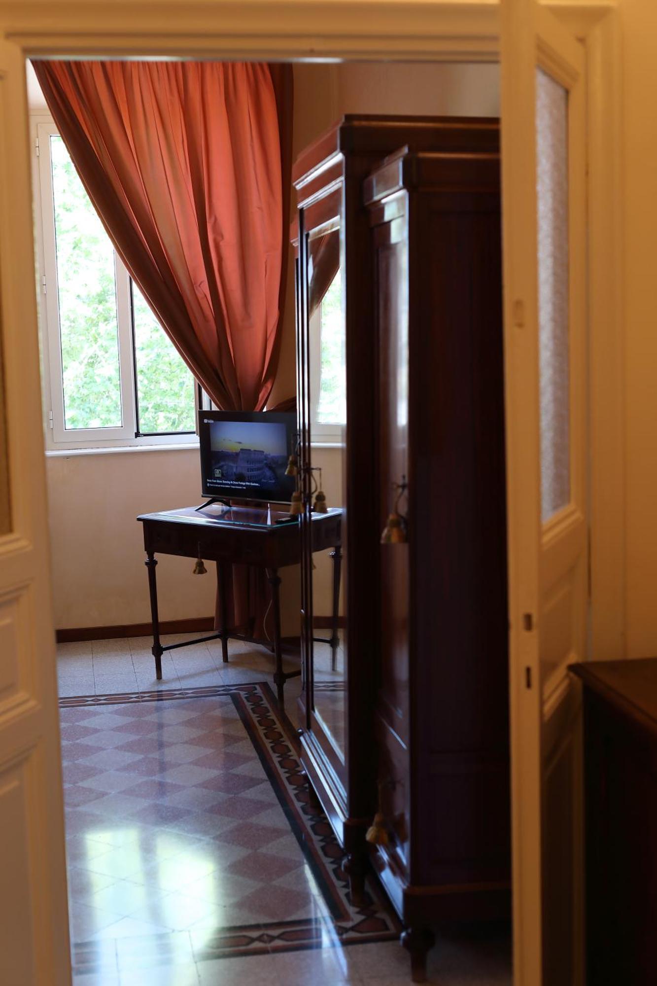Domus Elisa Apartment Рим Екстериор снимка