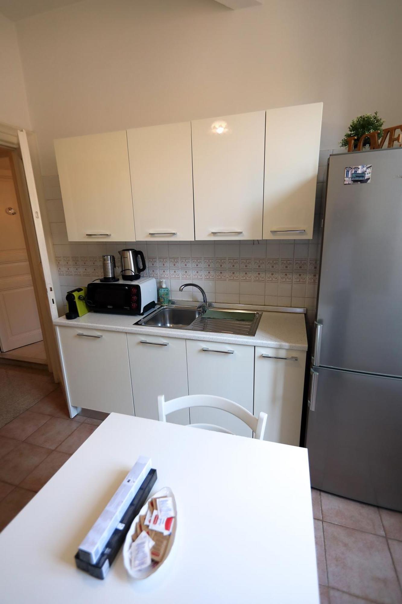 Domus Elisa Apartment Рим Екстериор снимка