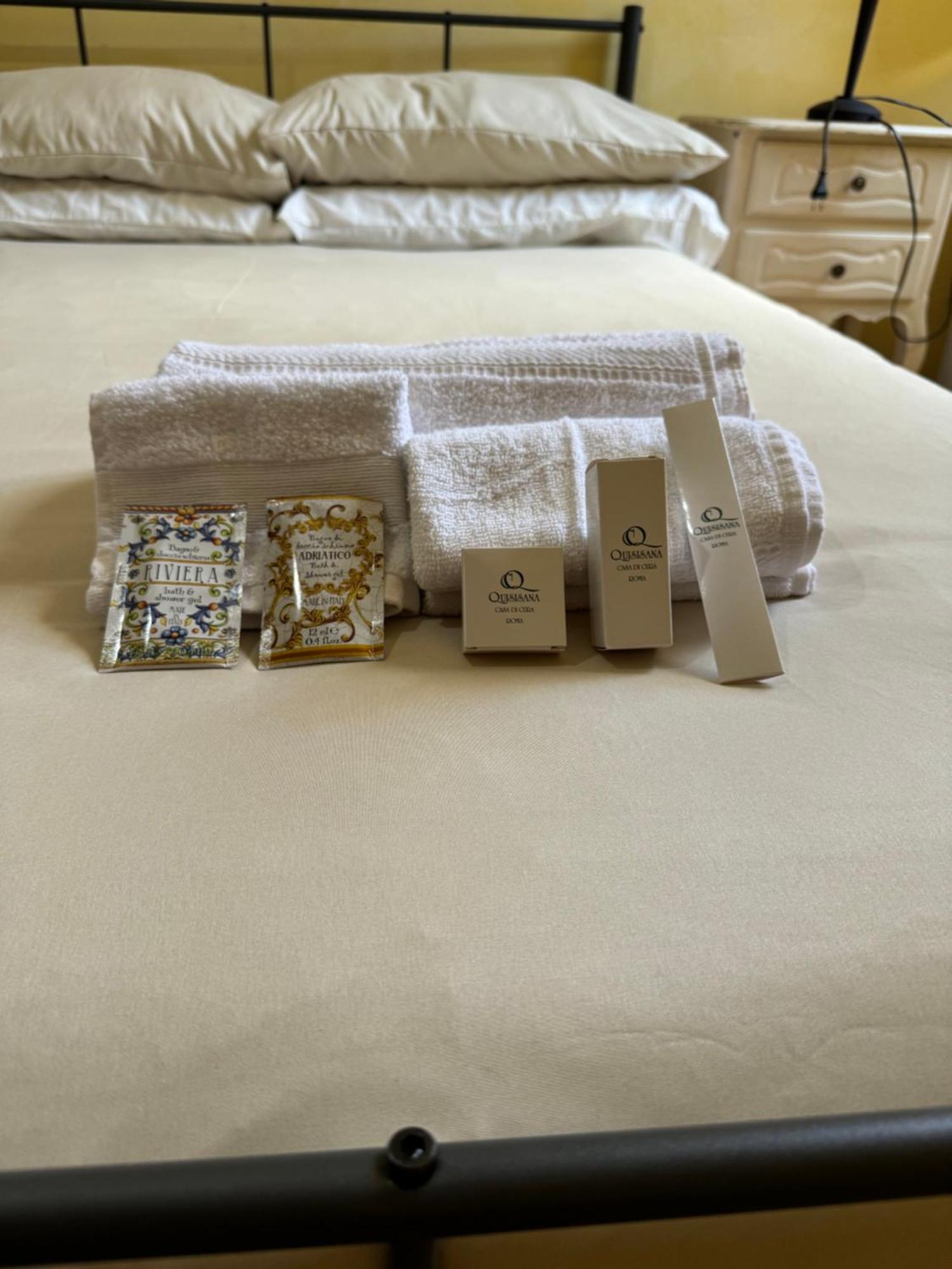 Domus Elisa Apartment Рим Екстериор снимка